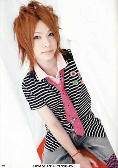 biografie  	
date of birth: february a
hobbies: food: brands: colors: white, black, and nothing in