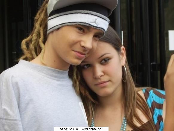 tom kaulitz asa superb &nbsp; &nbsp; cred doar poza calculator