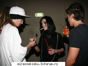 Poze gemenii! - misto iote.... fumeaza!!! :X:X:X - Tokio Hotel