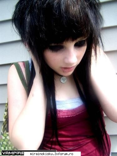 True Friends - Maya Hale (new look) - Fan-ficuri terminate